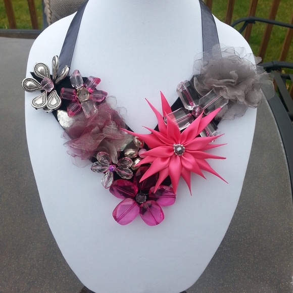 One of a kind necklace - Picture 2 of 3